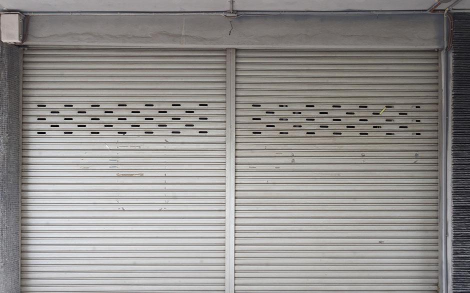 rideau de fer magasin Saint-Ouen